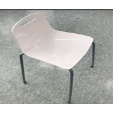 (태현)백색의자